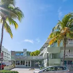 Super Beach Deal, Apt W/2 Queen Beds On Ocean Dr
